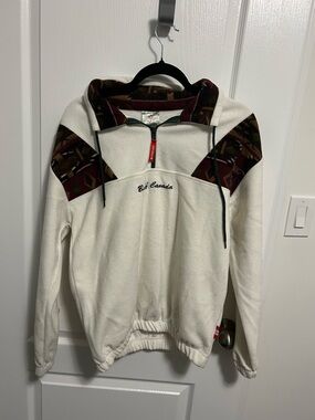 White Fleece Pullover Sweater with Patterned Accents